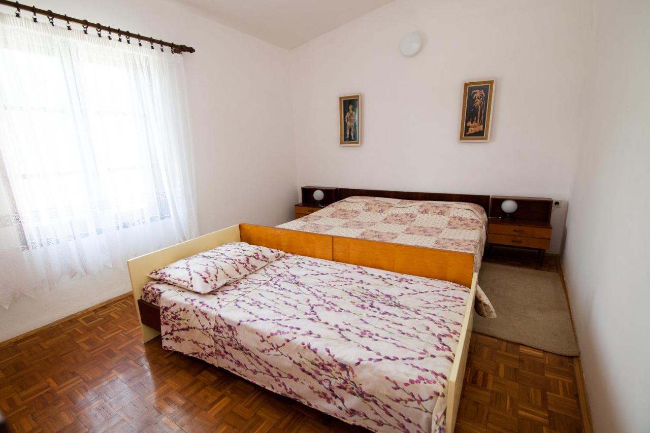 Apartman Kristina Apartment Banjole Exterior photo